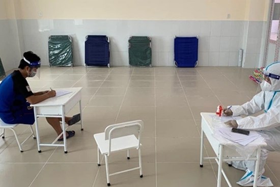 Mạo danh bác sĩ “duyệt” cho tất cả F0 ở khu cách ly về nhà