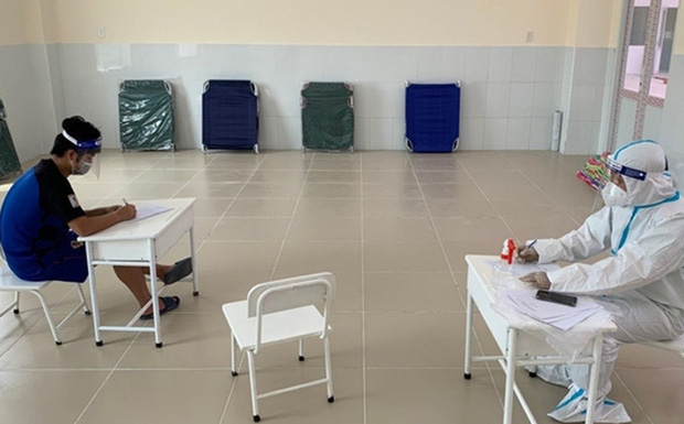 Mạo danh bác sĩ duyệt” cho tất cả F0 ở khu cách ly về nhà-1