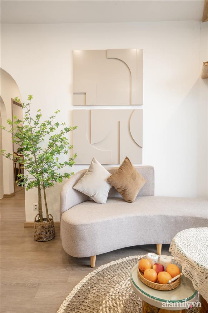 Căn hộ 54m² nội thất tối giản theo tone vàng nâu đẹp đến từng centimet với chi phí 170 triệu đồng của cô nàng độc thân tại Hà Nội-4