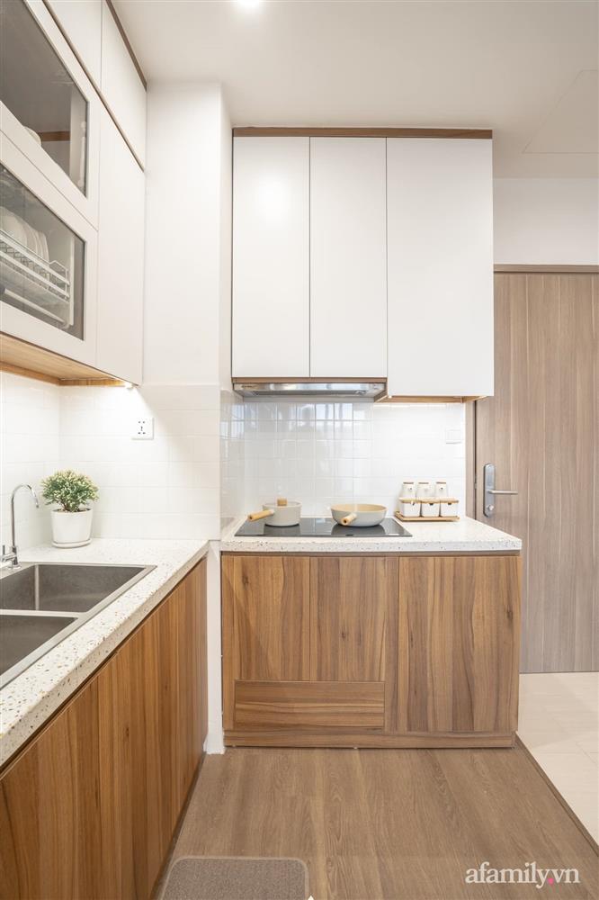 Căn hộ 54m² nội thất tối giản theo tone vàng nâu đẹp đến từng centimet với chi phí 170 triệu đồng của cô nàng độc thân tại Hà Nội-11