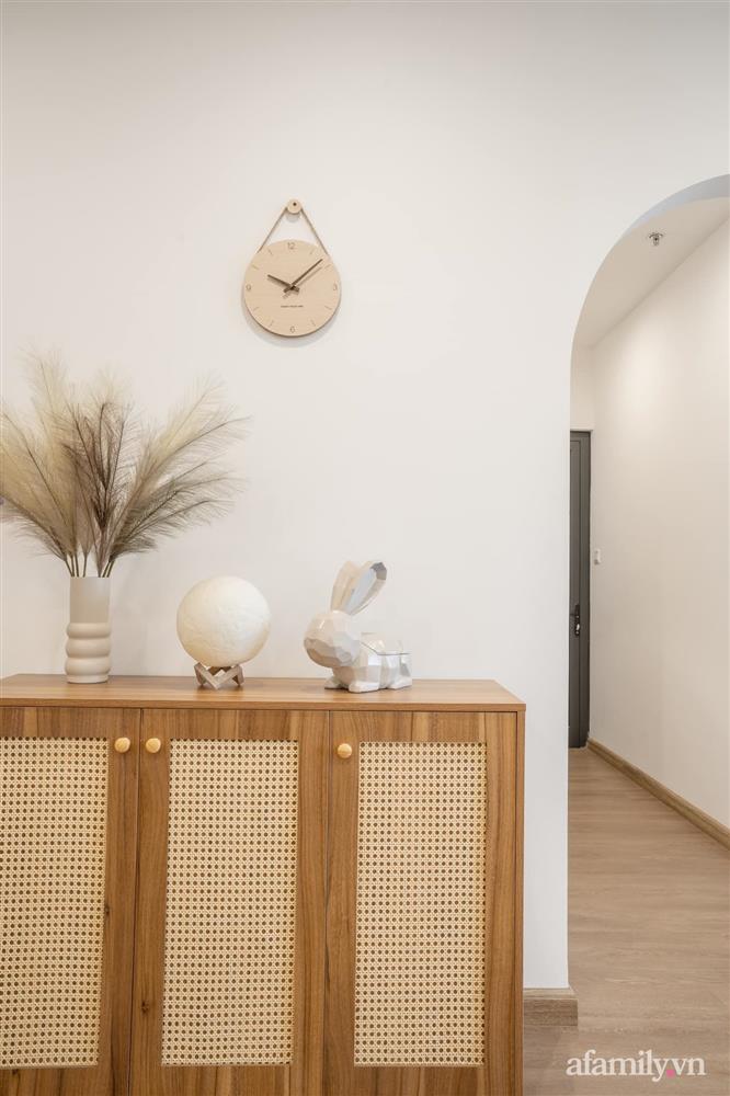 Căn hộ 54m² nội thất tối giản theo tone vàng nâu đẹp đến từng centimet với chi phí 170 triệu đồng của cô nàng độc thân tại Hà Nội-19