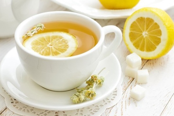 Những người dù ho, đau rát họng đến mấy cũng không được uống nước chanh-4