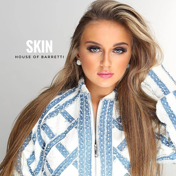 Hoa hậu nhí đình đám từng mang tiếng bị chín ép, 9 năm sau có ngoại hình cùng cuộc sống gây kinh ngạc-6