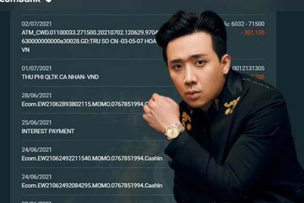 Chủ quan vì nghĩ dịch vắng vẻ, người đàn ông bị trộm mất xe máy ngay trước cửa nhà dù trời đang mưa tầm tã-3