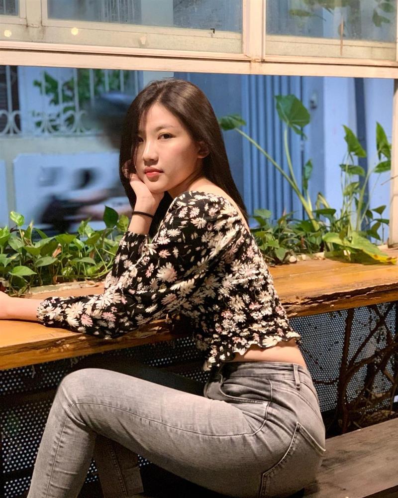 Lương Thanh (11 Tháng 5 Ngày) chuẩn bánh bèo chính hiệu: Style ngập váy vóc, nhưng nhờ khéo chọn nên không bao giờ bị quê-7