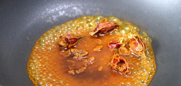 Cánh gà và chân gà nướng theo cách này, có thể làm bằng nồi cơm điện, thịt mềm thơm ngon hơn nhà hàng-4