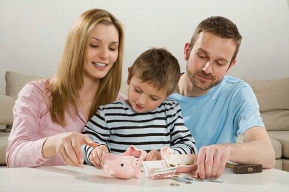 Con trai hỏi gia đình chúng ta có giàu không?”, người mẹ chỉ dùng một mẩu giấy vệ sinh để trả lời nhưng vô cùng thấu đáo-4