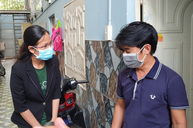 Vụ phát 15kg gạo nhưng danh sách ký nhận ghi 1,5 triệu: Phường đến tận nhà xin lỗi, tổ trưởng tổ dân phố xin nghỉ vì áp lực tâm lí-2