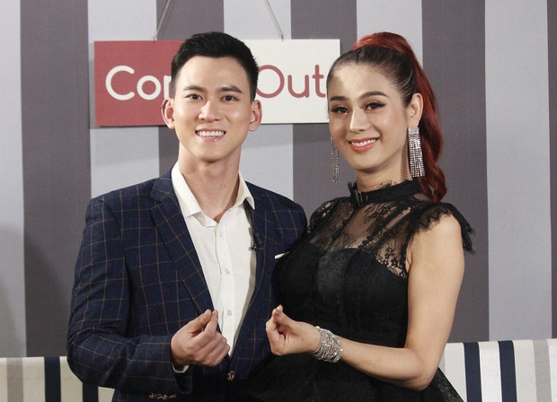 NÓNG: MC điển trai của loạt show dành cho LGBT lộ ảnh 18+, nạn nhân khẳng định tôi bị hãm hại-1