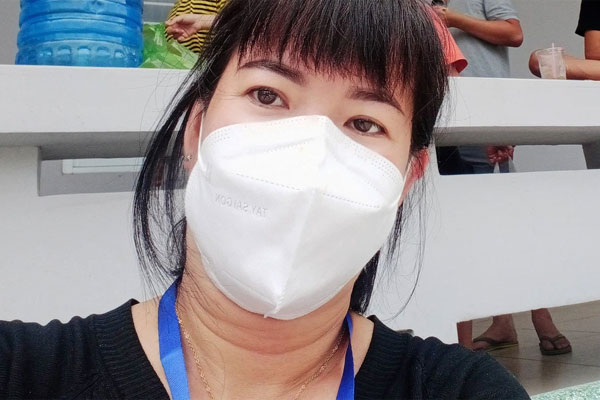 Người đàn ông mắc võng vào lưng quần, kéo lê trên đường phố, biết nội tình ai cũng xót xa-1