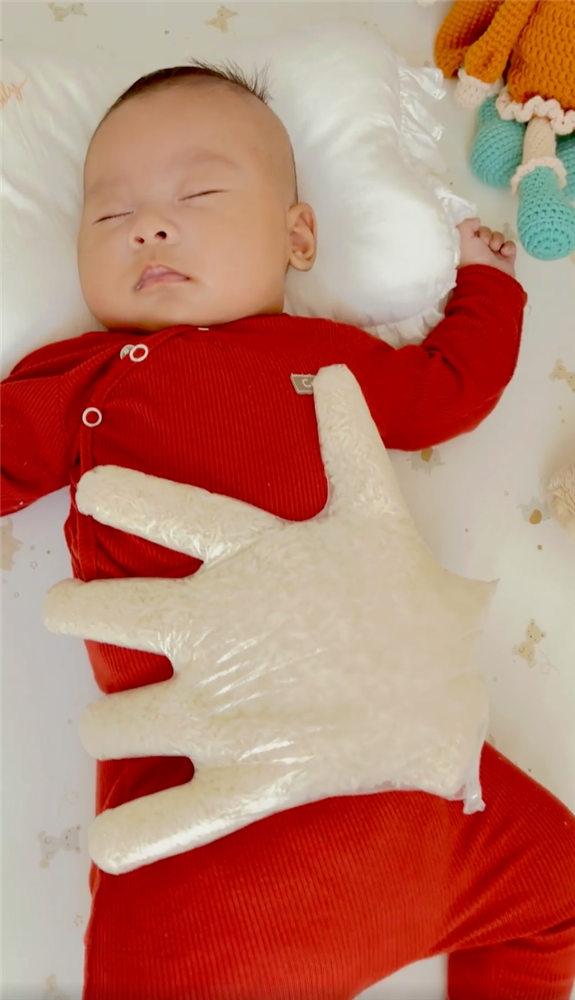 Quế Vân khoe con trai ngủ ngon và sâu giấc, hóa ra nhờ cách cực đơn giản nhưng không phải ai cũng biết-1