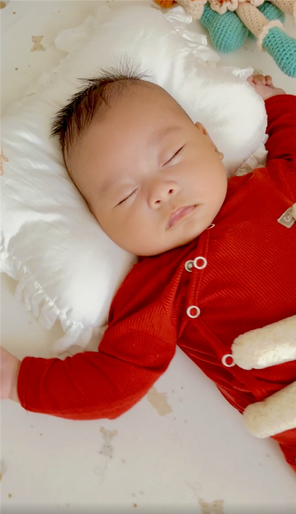 Quế Vân khoe con trai ngủ ngon và sâu giấc, hóa ra nhờ cách cực đơn giản nhưng không phải ai cũng biết-2