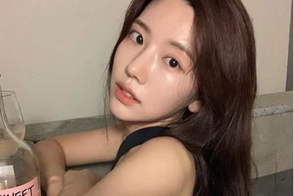 Taeyeon SNSD bật mí cách sở hữu làm da như em bé ở tuổi 32-6