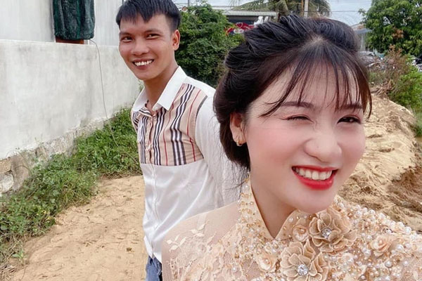 Hiện tượng mạng Lộc Fuho khoe vợ mang bầu, hỏi ý kiến cư dân mạng về việc đặt tên cho con-5