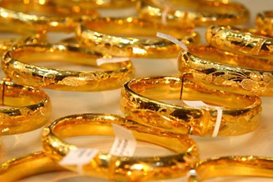 Giá vàng hôm nay 10/9: Không thể vượt ngưỡng, quay đầu giảm giá