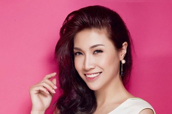 Ngoài Công Vinh, Pha Lê từng vướng ồn ào tình ái với 1 cầu thủ nổi tiếng nhưng bị