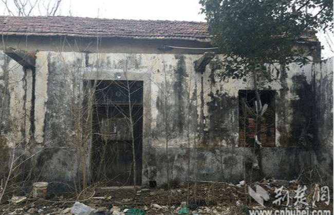 Hoa khôi phát điên vì mối tình bị cấm rồi bỗng nhiên biến mất, bi kịch sáng tỏ sau 5 năm từ tiếng hú rùng rợn trong nhà hoang-3