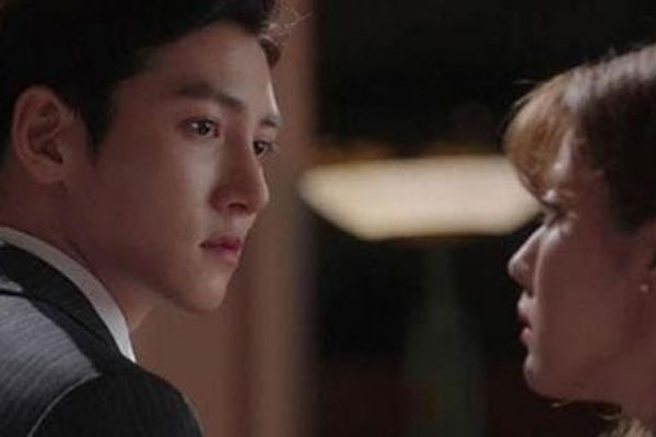 Gia đình khó khăn nhưng vợ vẫn kiên quyết sinh thêm con, sự thật chỉ vỡ lở khi em vợ đưa cho tôi 200 triệu-1