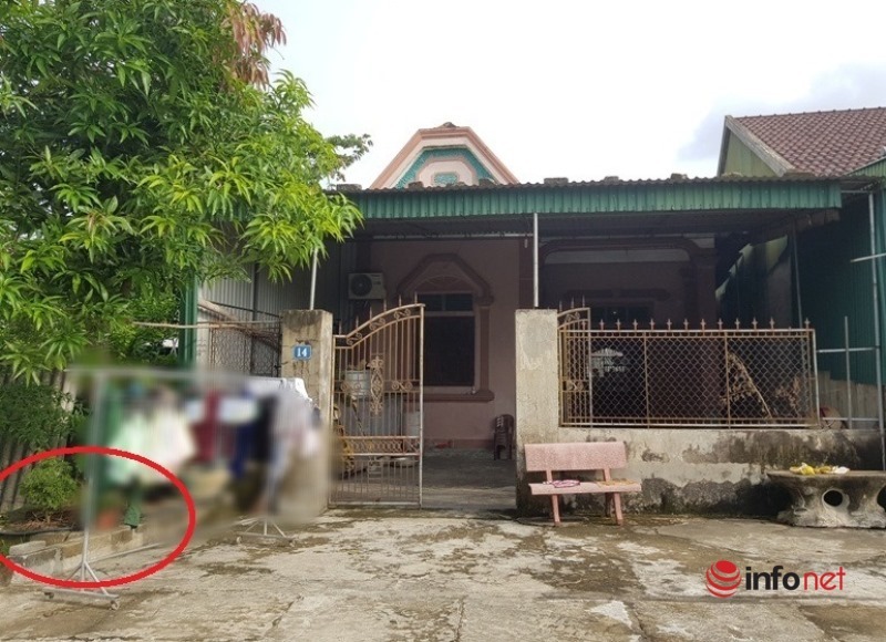 Cặp vợ chồng mất 2 con trai nghẹn lòng khi gặp bé sơ sinh bỏ trước cổng nhà-1