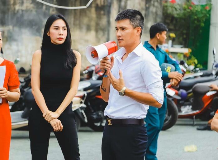 Thủy Tiên bị netizen mỉa mai vì phát ngôn Đừng chỉ tay vào người khác trong quá khứ-2