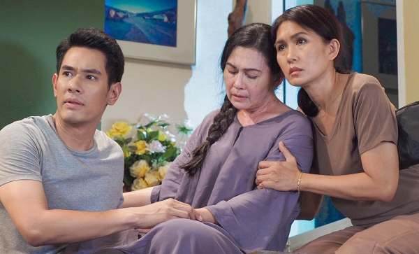 Sinh con được nửa tháng, rửa bát qua găng tay, vợ tôi vẫn ngúng nguẩy bỏ hai chục triệu mua món đồ dằn mặt mẹ chồng-1