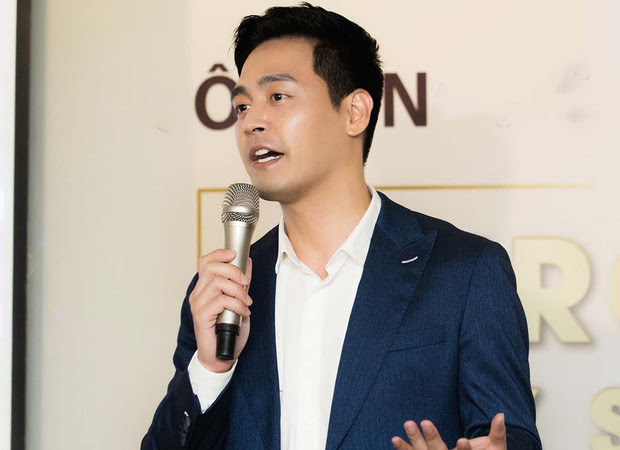 MC Phan Anh lên tiếng trước loạt tin đồn bị cấm sóng, tậu nhà đẹp, xe sang, con học trường quốc tế sau khi kêu gọi từ thiện-6