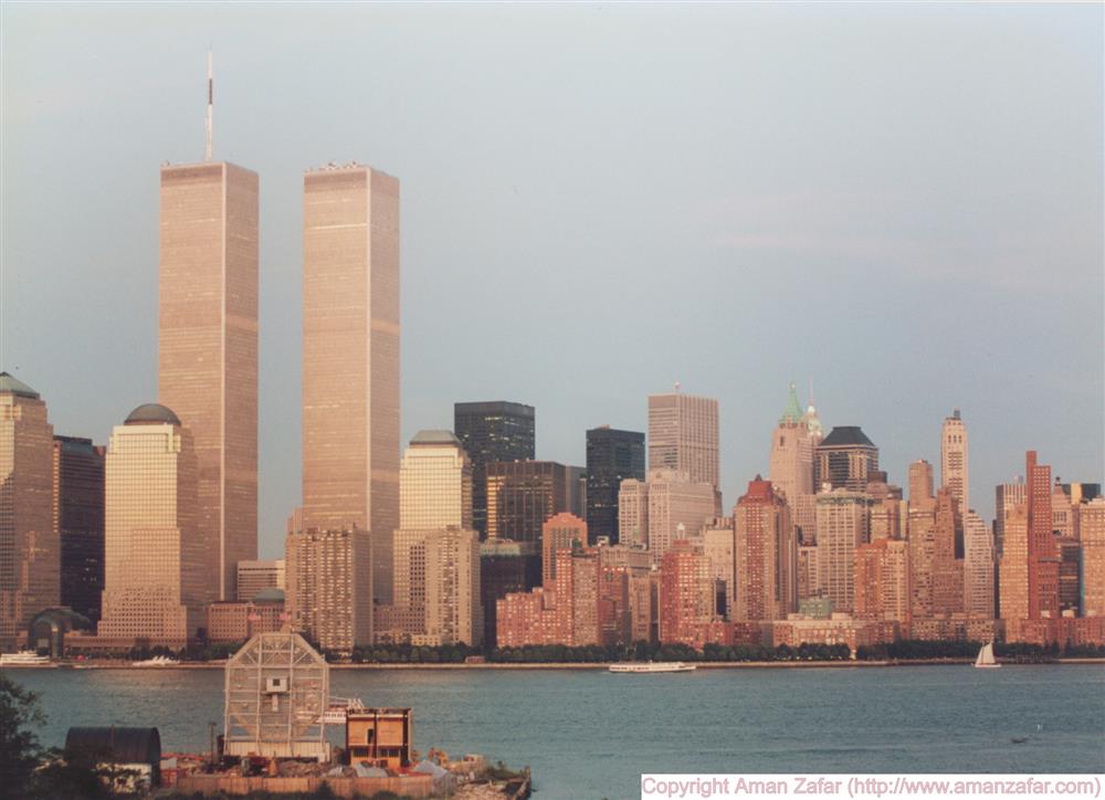 Khoảnh khắc yên bình của Trung tâm Thương mại Thế giới trước vụ khủng bố 11/9 nằm lại trong ký ức của người Mỹ-1