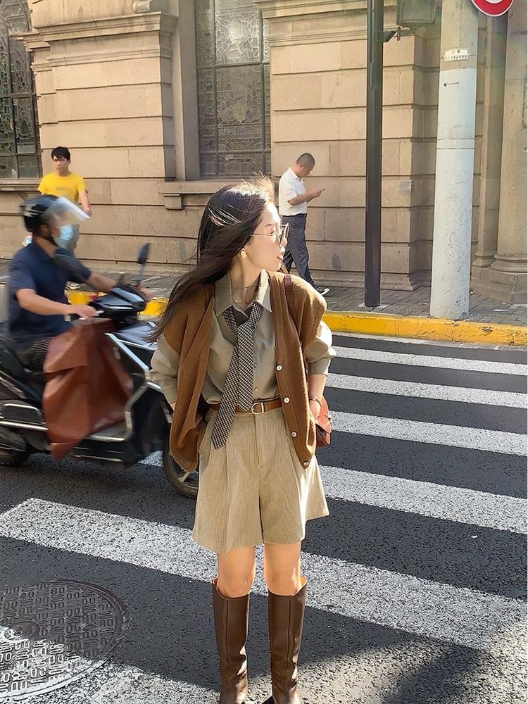10 set đồ mặc đẹp mùa Thu của hội blogger châu Á, chị em nên copy theo để nâng tầm style-7