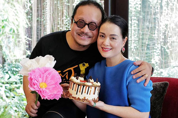 Trần Mạnh Tuấn chơi saxophone khi được Phó Thủ tướng Vũ Đức Đam đến thăm-2