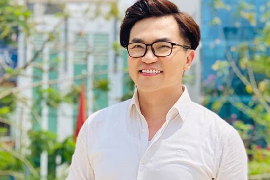 Sau Trang Khàn, MC Đại Nghĩa thông báo tạm ngưng tiếp tế lương thực cho bà con TP.HCM