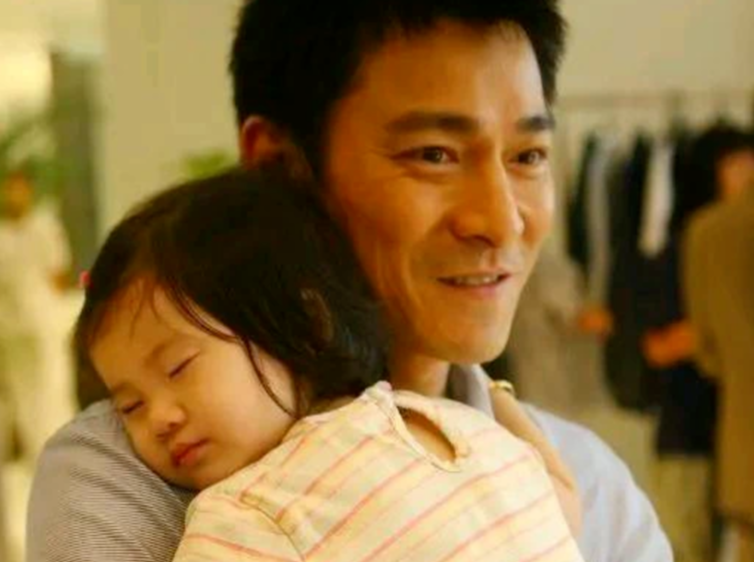 Con gái Lưu Đức Hoa giàu từ trong trứng nước, sở hữu khối tài sản khủng nghìn tỷ nhưng lại thua kém nhiều đứa trẻ khác về mặt này-3