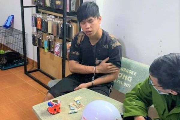 Kinh hoàng thùng phuy bất ngờ phát nổ khi đang hàn, nam thanh niên gặp nạn thương tâm-3