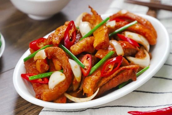 Không thích ăn cá kho thì làm ngay món cá sốt chua ngọt này, đảm bảo lạ miệng và cực hao cơm!
