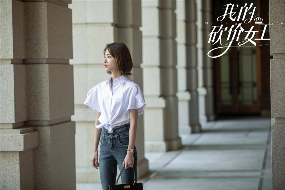 Lên đồ sang chảnh trong phim mới, Ngô Cẩn Ngôn vẫn không thoát kiếp mặc xấu với loạt trang phục quê kiểng-4