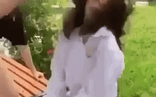 Nữ sinh bị đánh tới tấp sau câu hỏi mày dám thả thính người yêu tao đúng không?-1