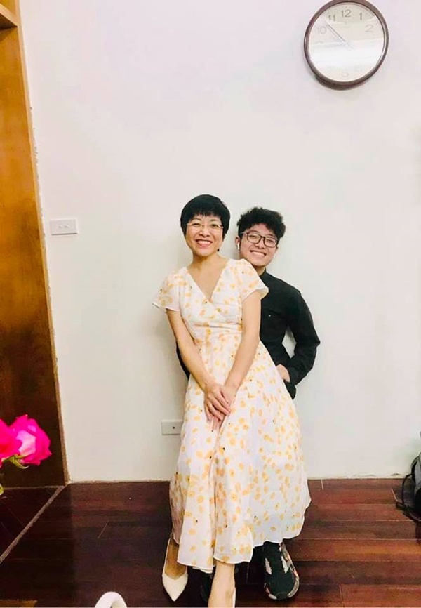 MC Thảo Vân thật khéo dạy con, Tít&nbsp;không chỉ thông minh mà còn cực tình cảm, nói câu này khiến mẹ nào cũng lịm tim-2