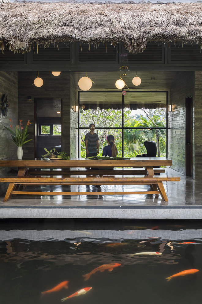 Giám đốc marketing về miền Tây xây biệt thự nhà vườn hệt như một ốc đảo riêng tư, có cả hồ cá Koi ngắm mà ghen tị-15