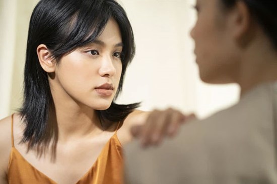 Thấy chồng lặng lẽ thu dọn đồ đạc trong nhà, tôi ngẩn ngơ vì câu nói chí mạng của anh ấy