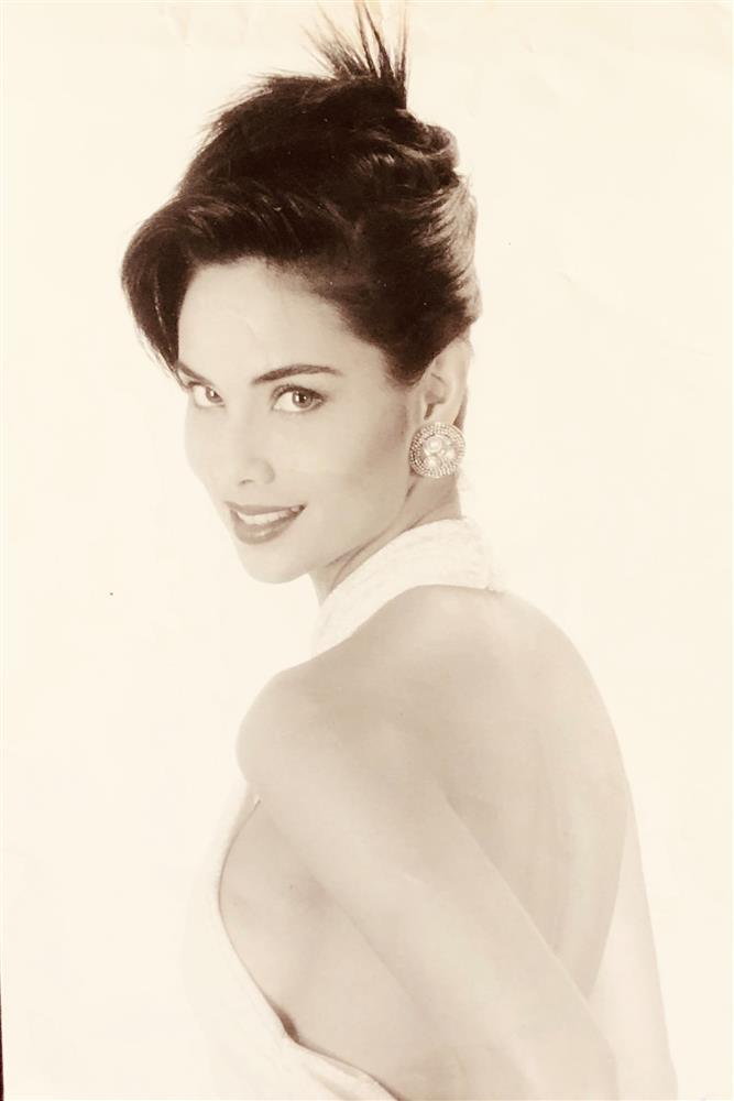 Từng qua đêm cùng 10 nghìn mỹ nữ, tỷ phú Hong Kong làm điều có 1-0-2” với người phụ nữ gốc Việt kém 32 tuổi-9