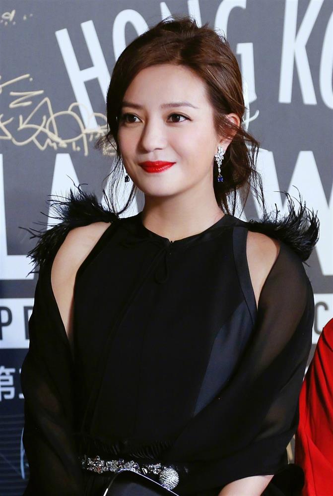 Triệu Vy phải bồi thường hàng triệu USD-1