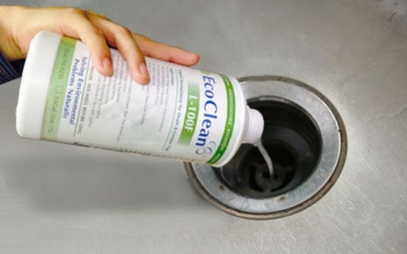 6 cách xử lý dầu ăn thừa đơn giản, không gây tắc cống-4