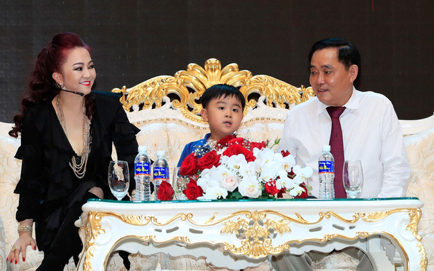 Thiếu gia thừa kế KDL 6000 tỷ Đại Nam đã làm gì mà ông Huỳnh Uy Dũng phải thốt lên: Ba chóng mặt quá?-1