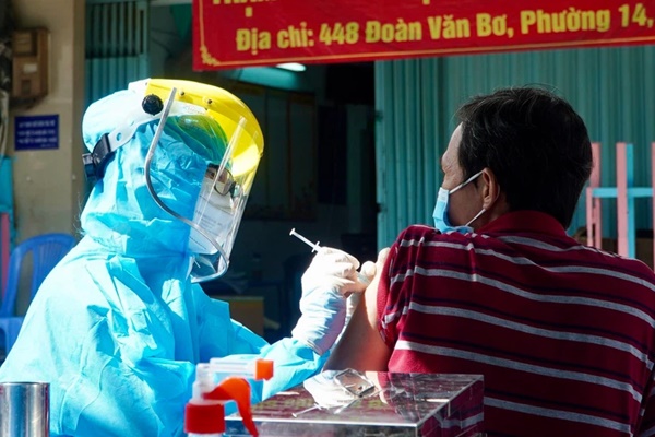 Sau tiêm vaccine COVID-19, dùng loại thuốc hạ sốt nào?-3