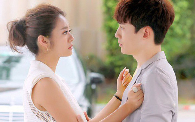 Chồng giấu cho tình cũ vay tiền, hôm tôi lấy máy anh lén nhắn đòi nợ thì sốc với tin hồi âm-2