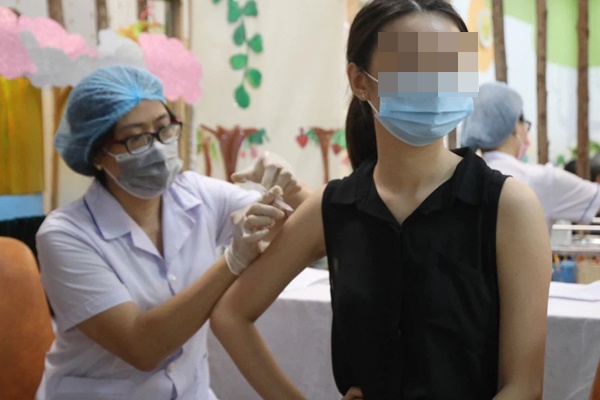 Thêm bằng chứng cho thấy ‘sự thành công tuyệt vời’ của vaccine COVID-19-3