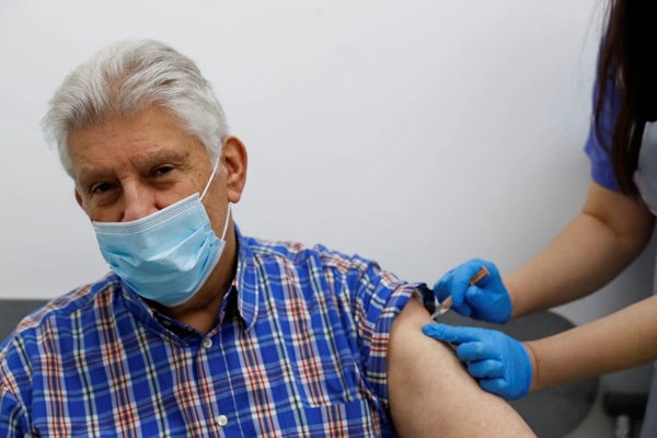Thêm bằng chứng cho thấy ‘sự thành công tuyệt vời’ của vaccine COVID-19-2