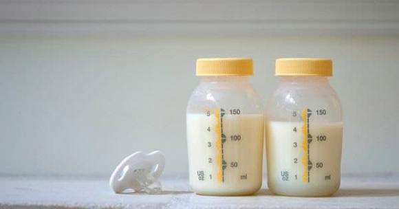 Vắt sữa không đúng cách sau khi sinh con dễ bị ung thư vú, vậy làm sao để vắt sữa đúng cách-4