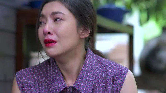 Đến nhà người yêu bất ngờ, tôi sững sờ khi nghe tiếng the thé vọng ra và càng choáng váng với bộ dạng của cô ấy-1