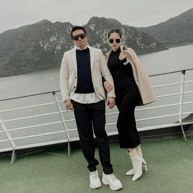 Đáp trả của chồng nữ đại gia quận 7 khi vợ bị nhận xét dẹo”, giả trân” vì khoe của trên mạng-1