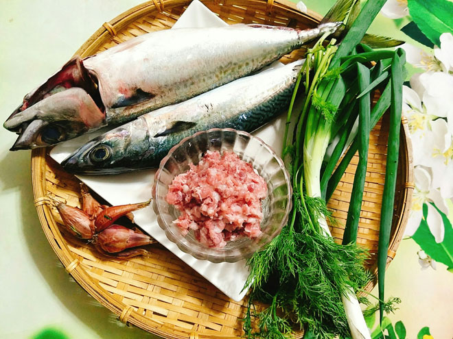 Mách chị em cách làm chả cá thơm ngon, giòn dai đúng điệu, cả nhà ăn đều tấm tắc khen-4